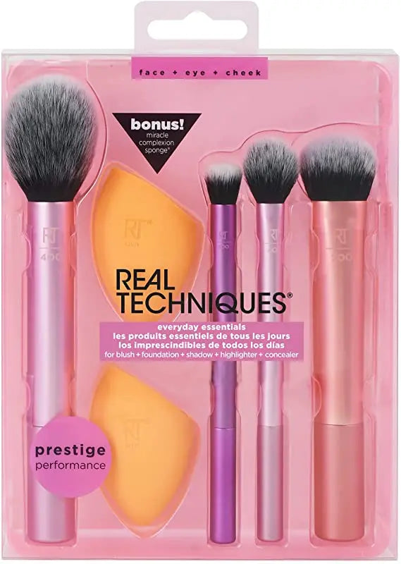 Real Techniques Everyday Essentials Plus with Bonus Miracle Complexion Sponge - Amazon Exclusive Pattan Australia